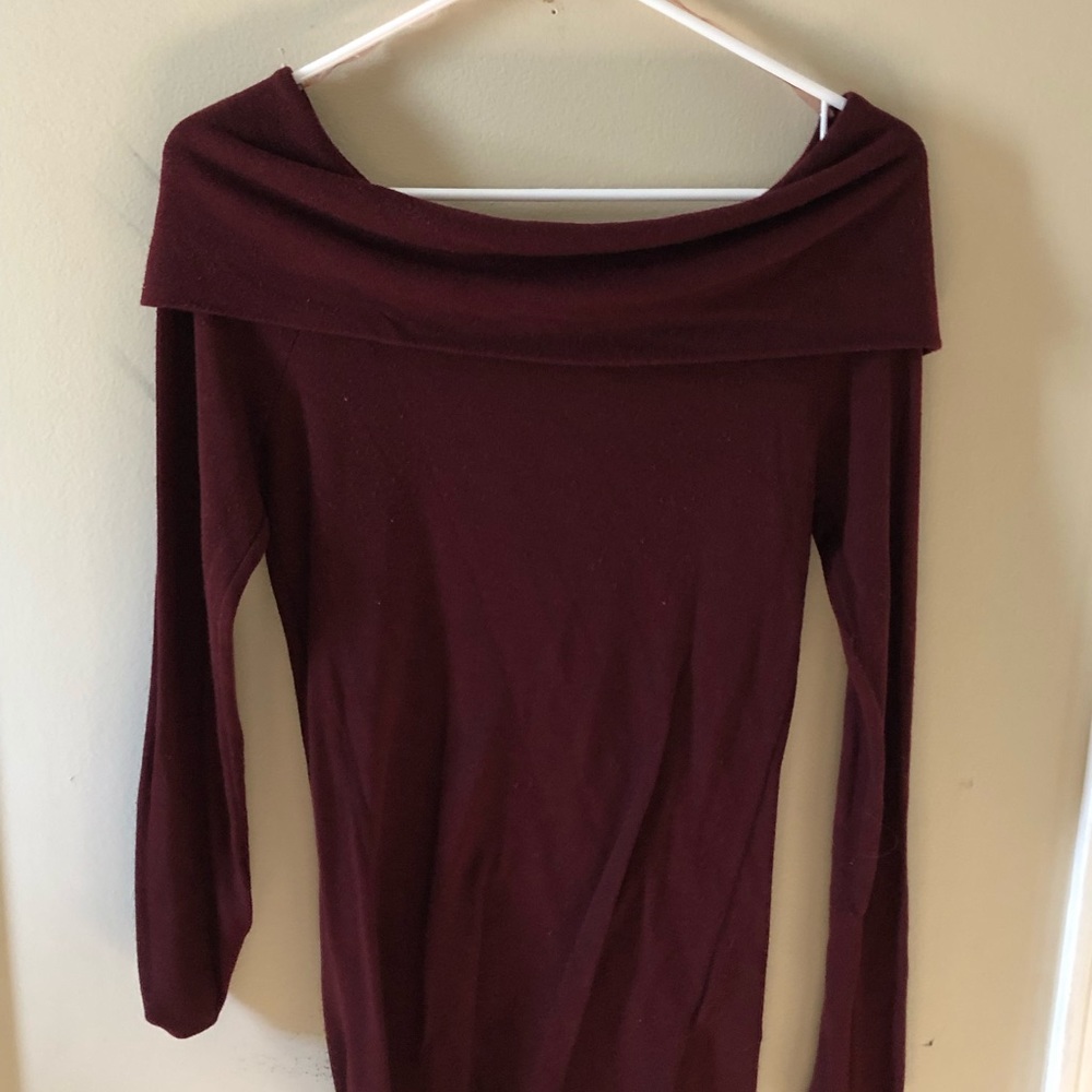 Maroon sweater
